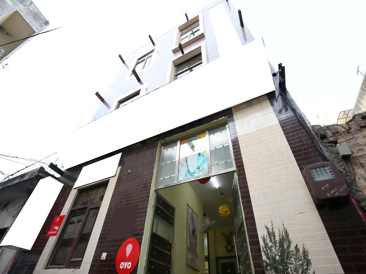 Oyo 12038 Hotel Alishan Chandīgarh Zewnętrze zdjęcie