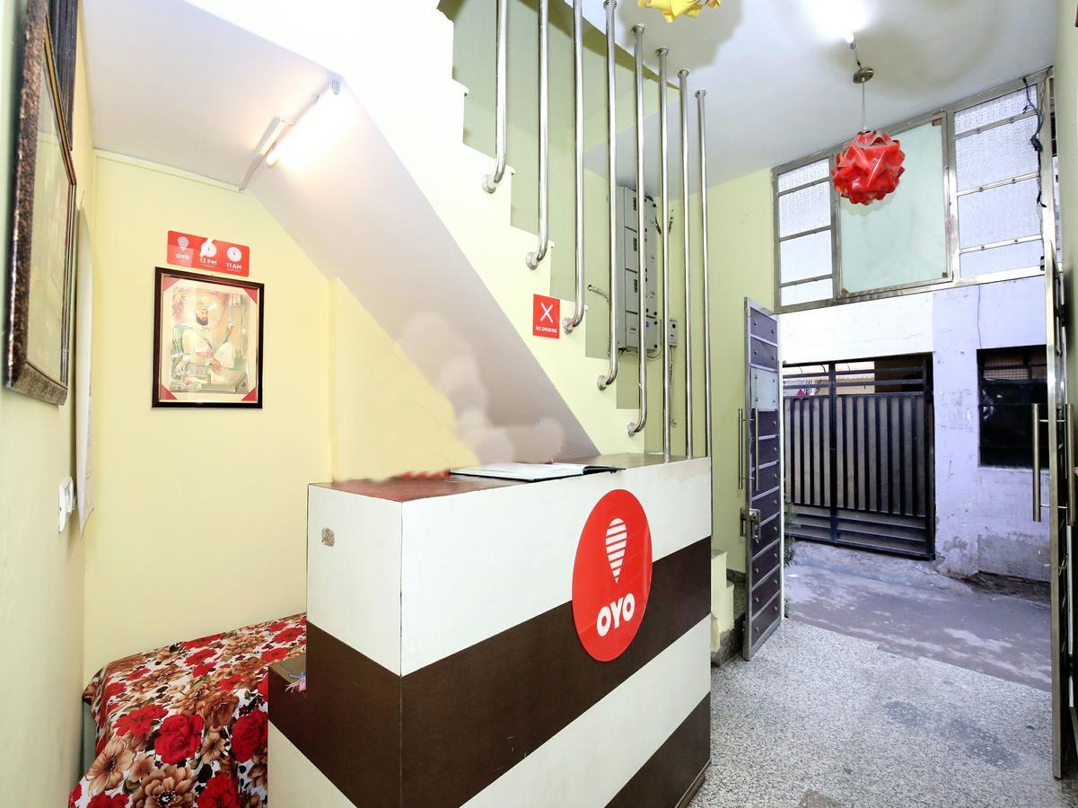 Oyo 12038 Hotel Alishan Chandīgarh Zewnętrze zdjęcie